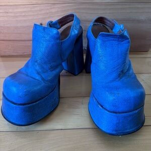 Vintage 90s Blue Platform Women's Shoes, size 8